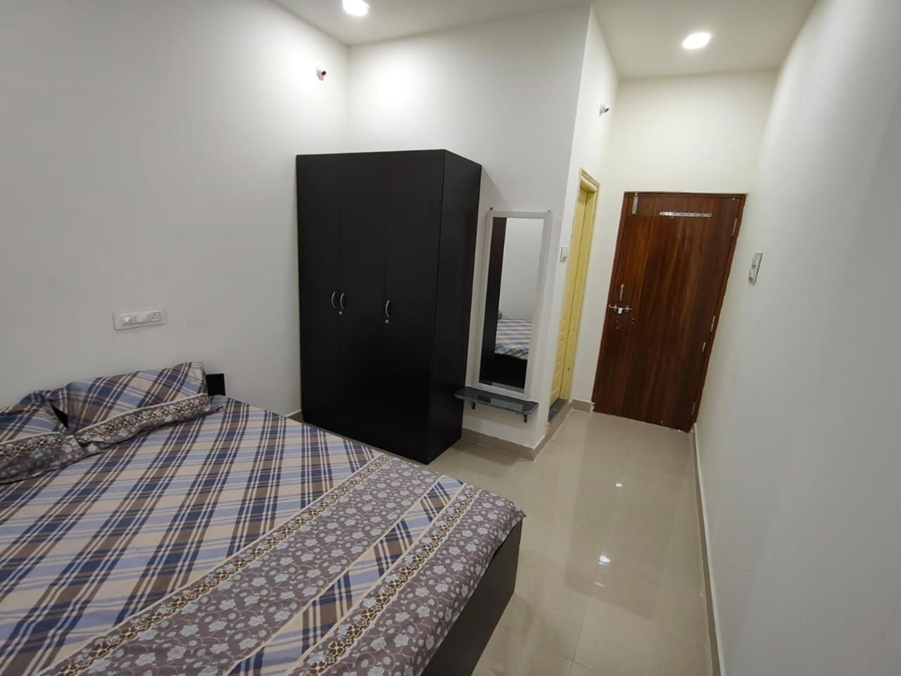 Leo'S Den 9 Guests Ac 3Bhk 9 Mins To Rgia Villa Shamshabad Exterior photo