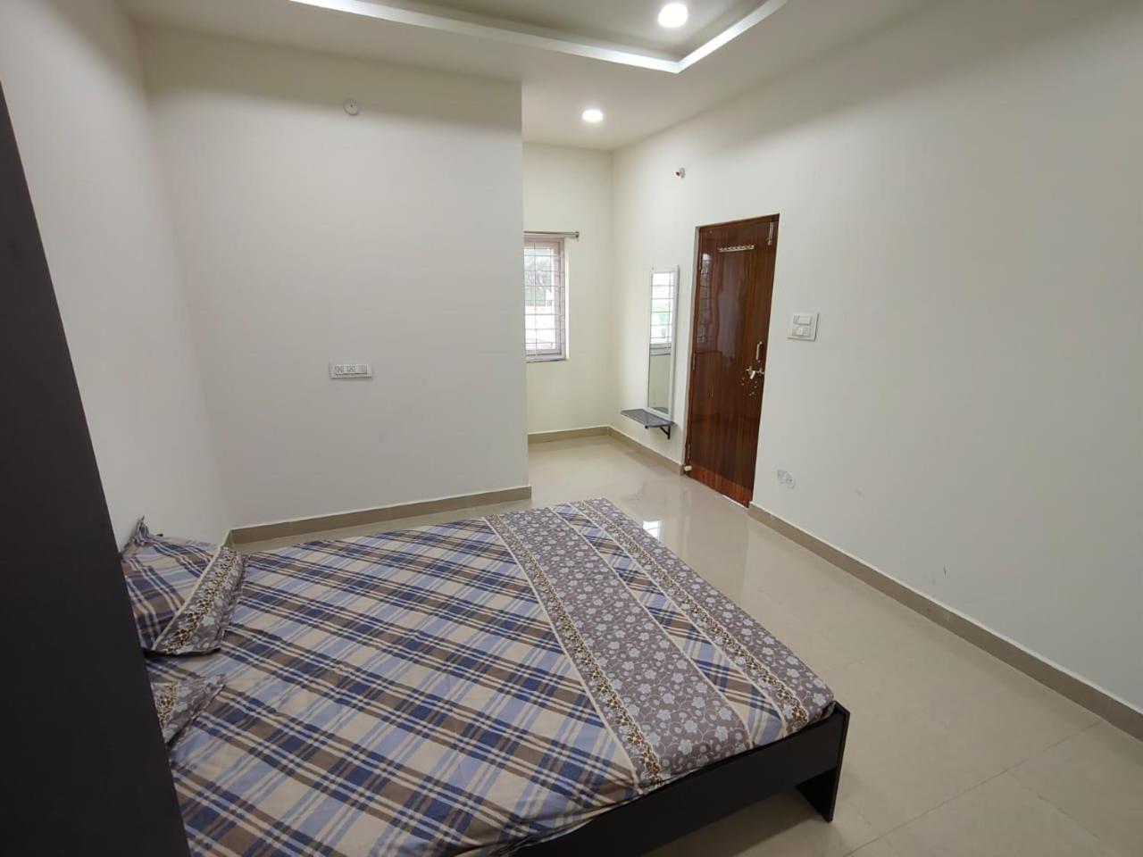 Leo'S Den 9 Guests Ac 3Bhk 9 Mins To Rgia Villa Shamshabad Exterior photo